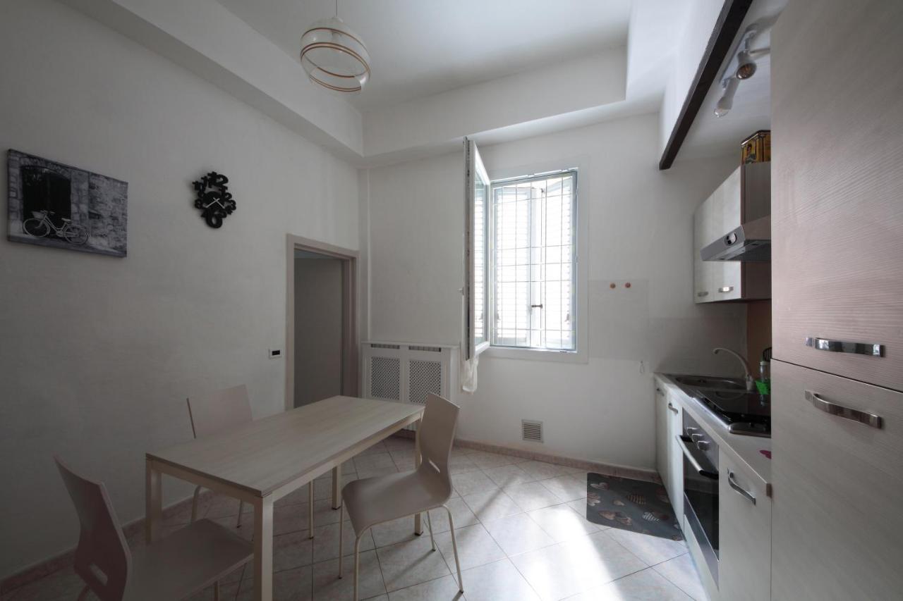 La Casa Di Gigi Tra Fiera E Universita Bologna Exteriör bild